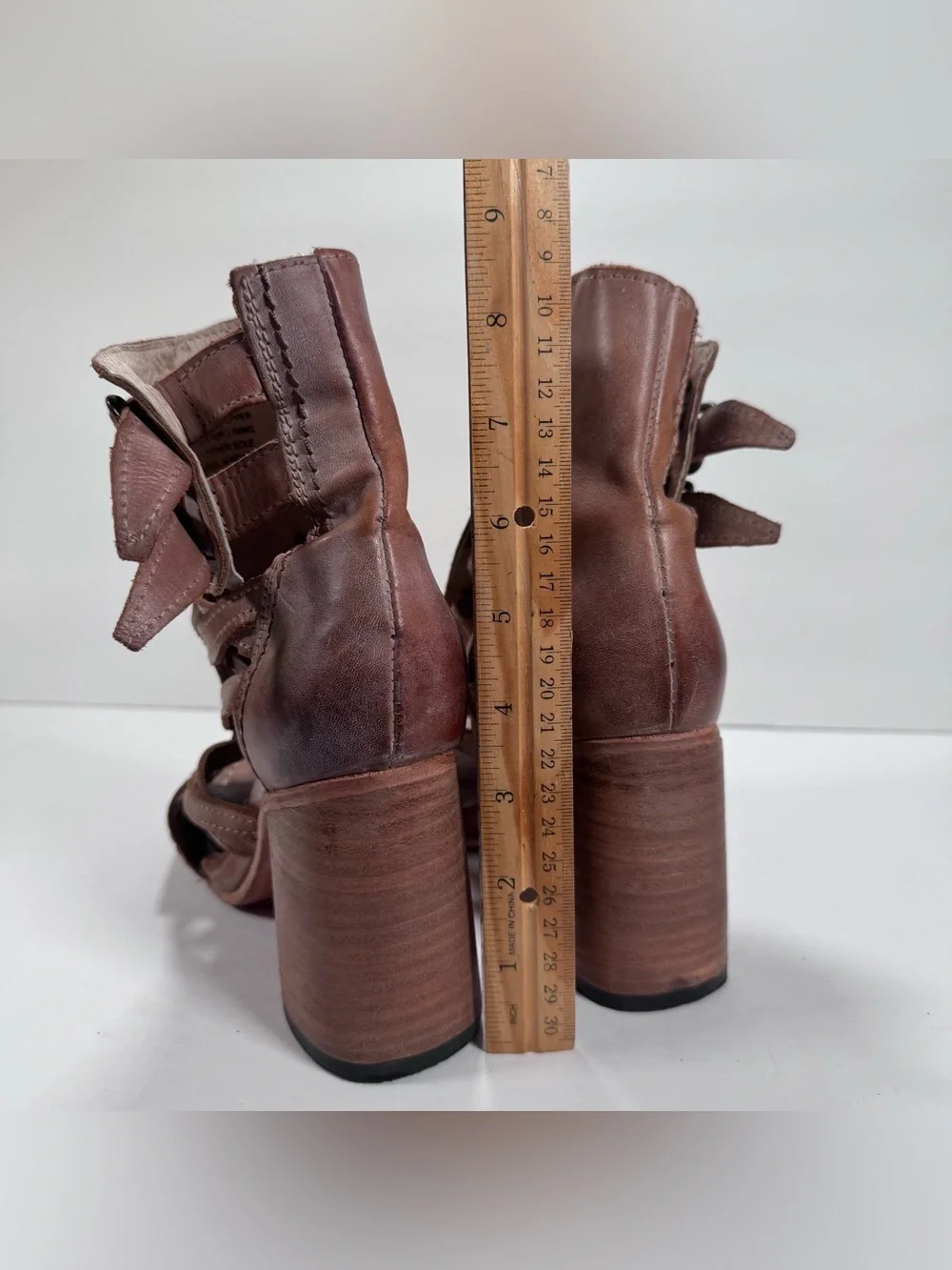 Freebird By Steven Tiara Tan Leather Chunky Block Heel Strappy Sandals Women 7